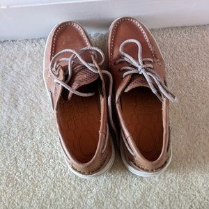Mens brown Sperry boat shoes